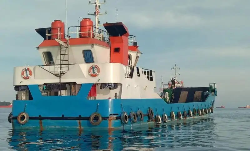 Nave da sbarco, con serbatoi in vendita