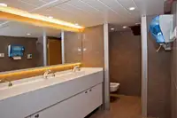 Nave ristorante in vendita