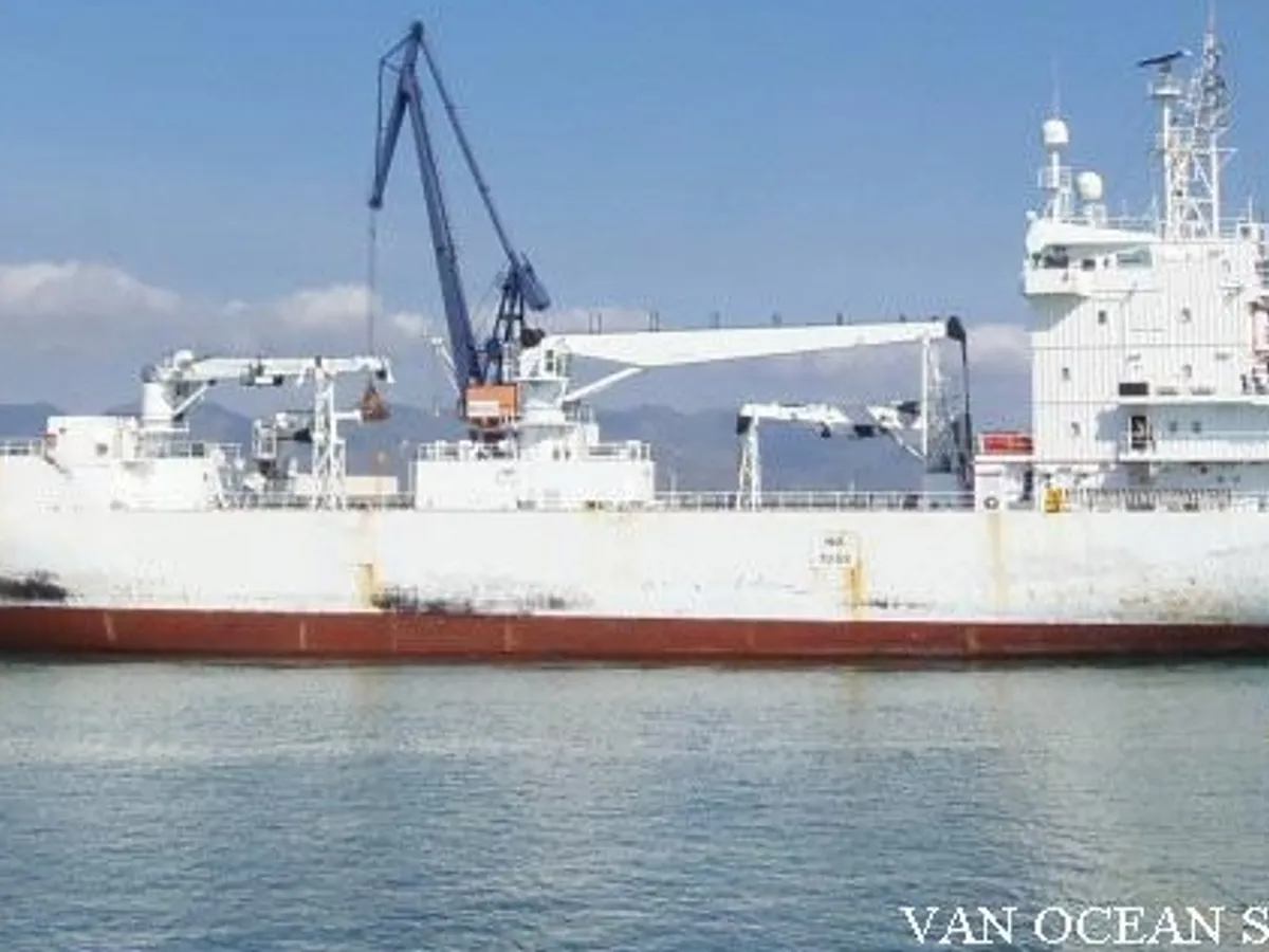 Nave refrigerata in vendita