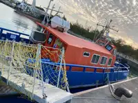 Piroga in vendita