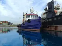 Nave di supporto in vendita