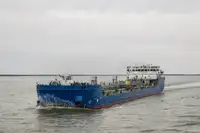 Oil/Chemical tanker in vendita