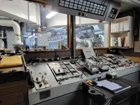 Nave di supporto in vendita