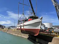 Peschereccio a strascico in vendita