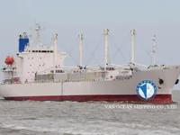 Nave refrigerata in vendita