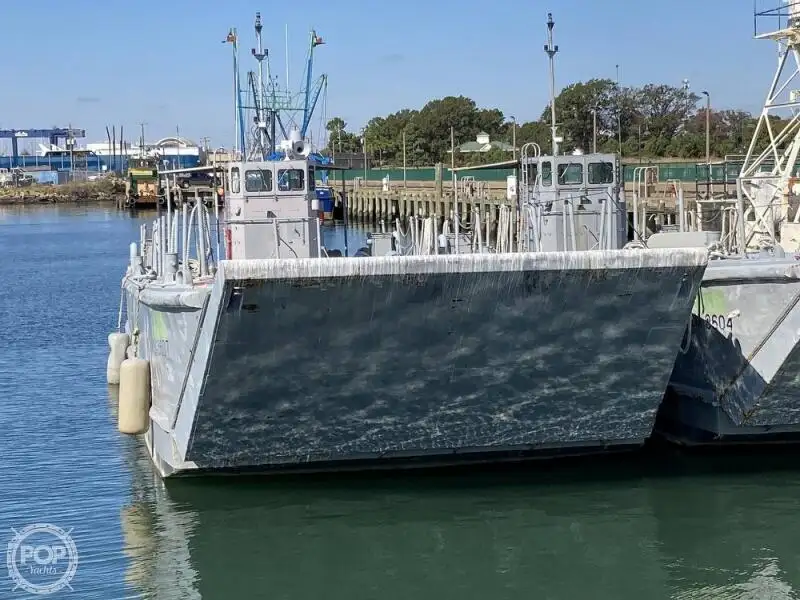 Nave da sbarco, con serbatoi in vendita