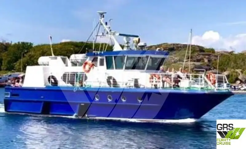 Chiatta adibita ad alloggio in vendita