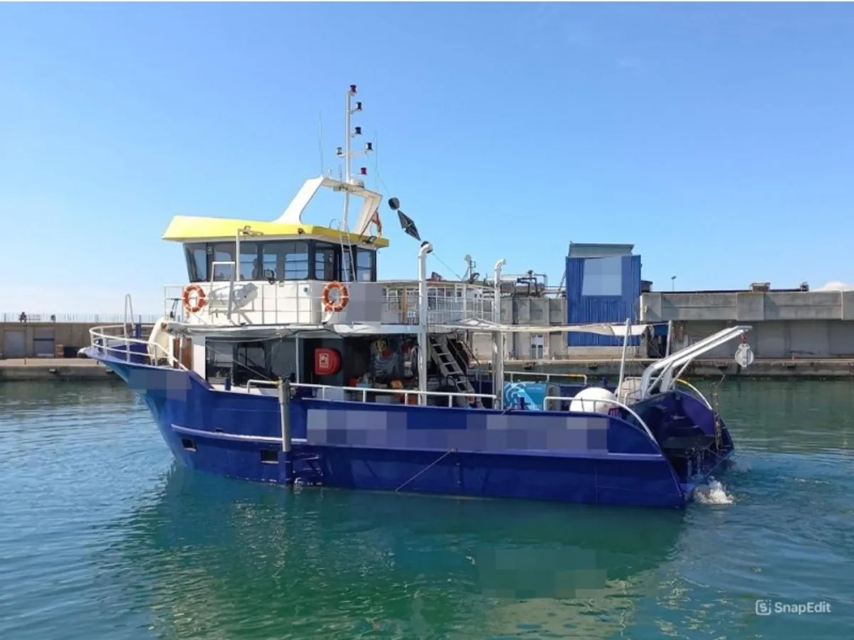 Nave da rilevamento in vendita