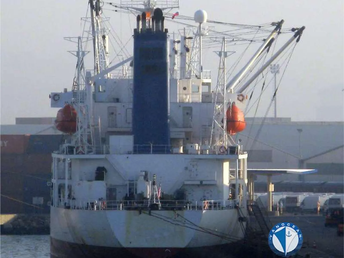 Nave refrigerata in vendita
