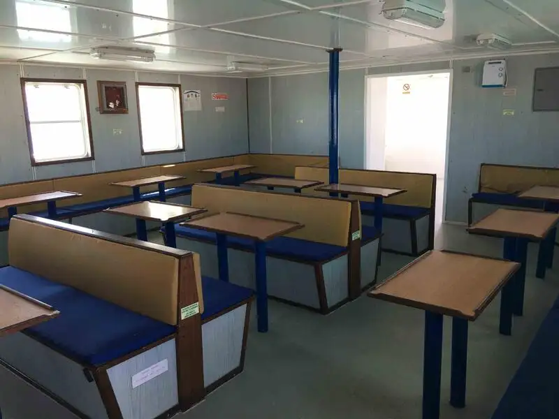 Nave da sbarco, con serbatoi in vendita
