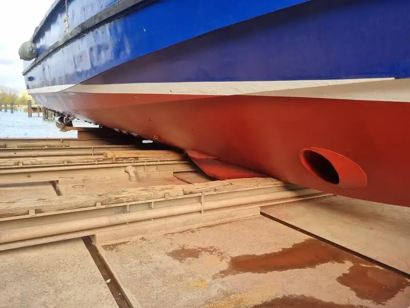 Nave da rilevamento in vendita