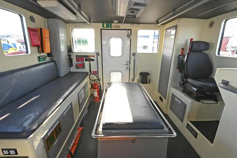 Nave di soccorso in vendita