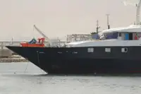 Nave passeggeri in vendita