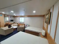 Nave refrigerata in vendita