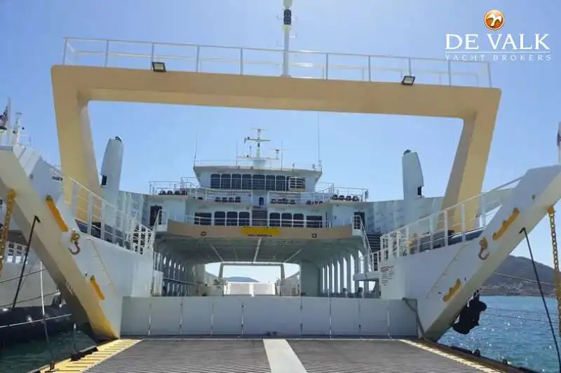 Nave traghetto in vendita
