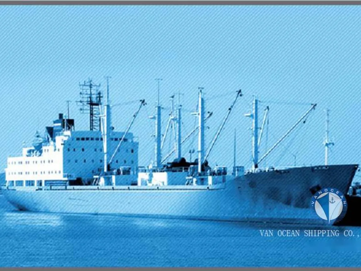 Nave refrigerata in vendita