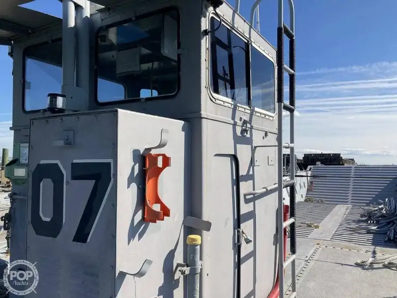 Nave da sbarco, con serbatoi in vendita