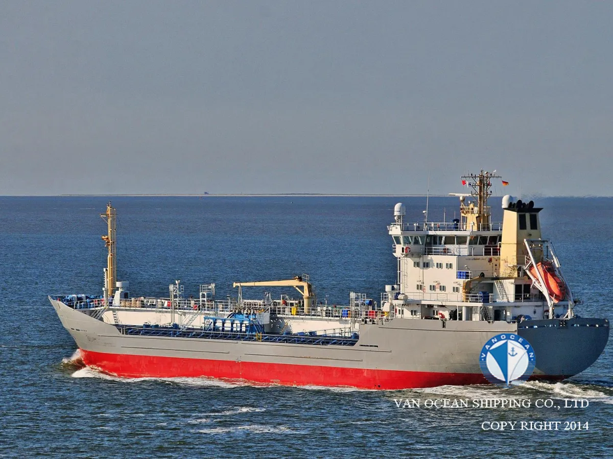 Petroliera/Chimichiera in vendita