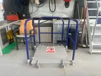Nave da rilevamento in vendita