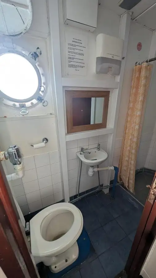 Nave da rilevamento in vendita