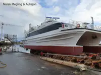 Catamarano in vendita