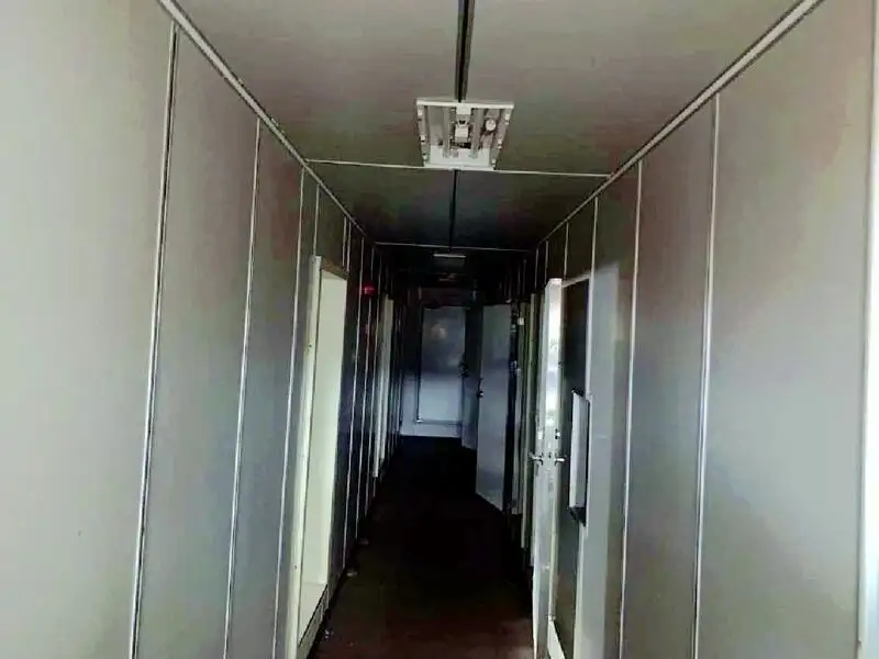 Nave di supporto in vendita