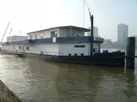 Chiatta in vendita