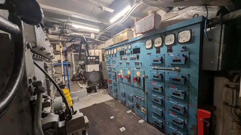 Nave da rilevamento in vendita