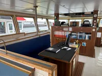 Nave di supporto in vendita
