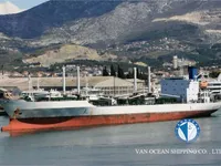 Nave refrigerata in vendita