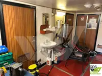 Nave di supporto in vendita