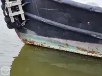 Nave di supporto in vendita