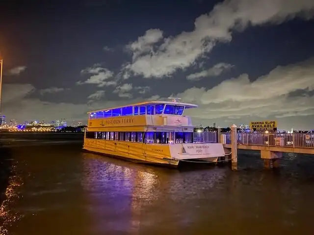 Nave passeggeri in vendita