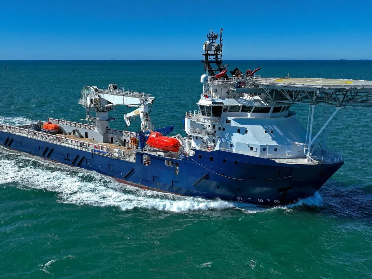 Nave di supporto in vendita