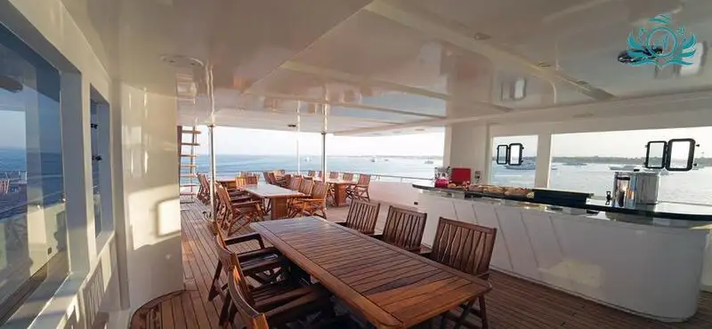 Nave passeggeri in vendita