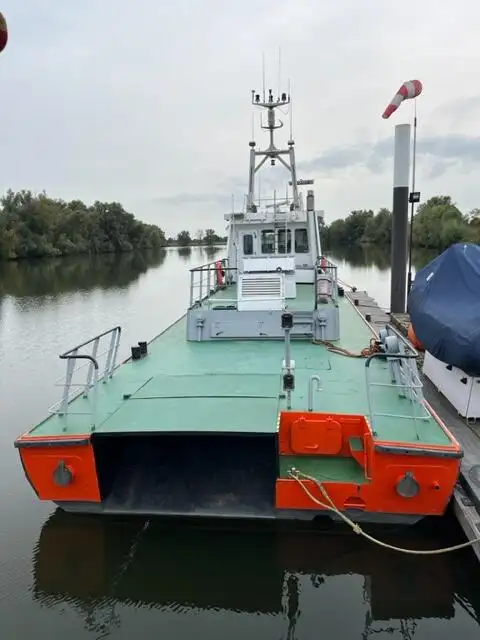 Nave da rilevamento in vendita