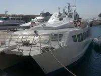 Catamarano in vendita