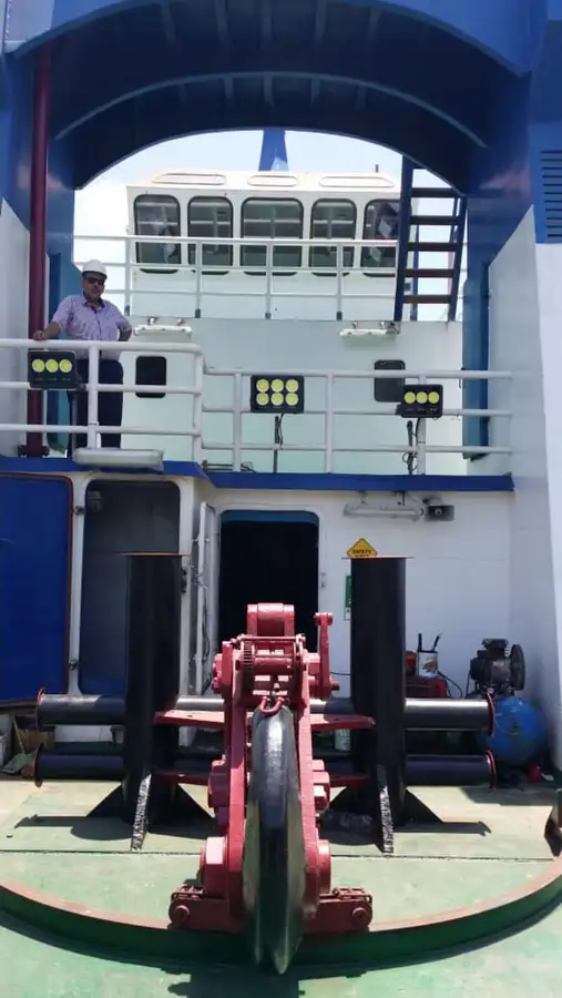 Nave di supporto in vendita