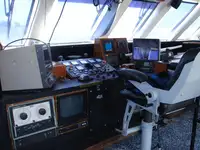 Nave da ricerca in vendita