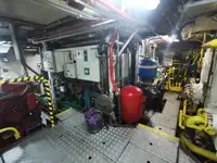 Nave di supporto in vendita