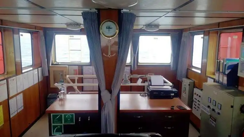 Nave da sbarco, con serbatoi in vendita