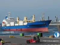 Nave refrigerata in vendita