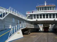 Traghetto in vendita