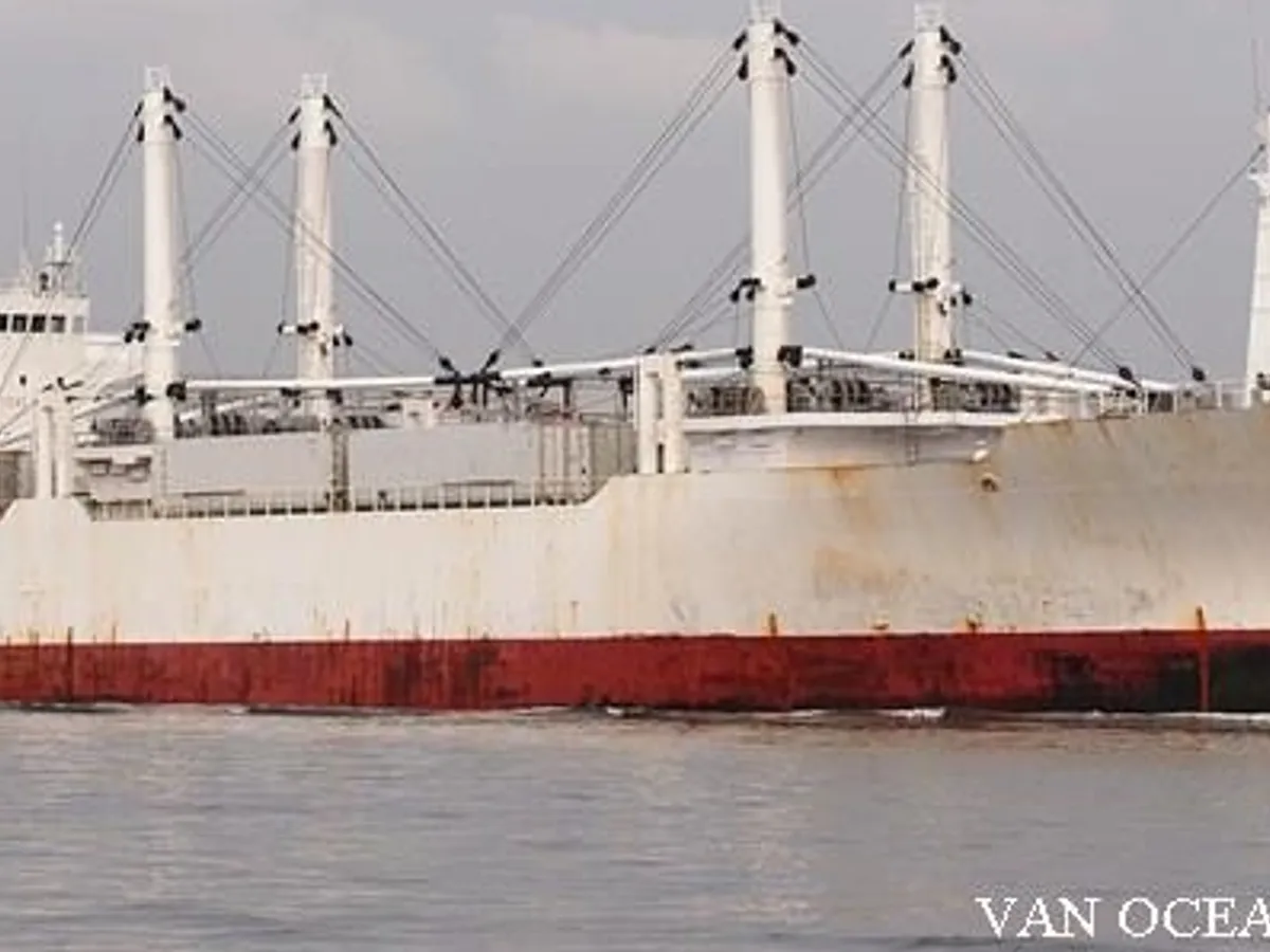 Nave refrigerata in vendita