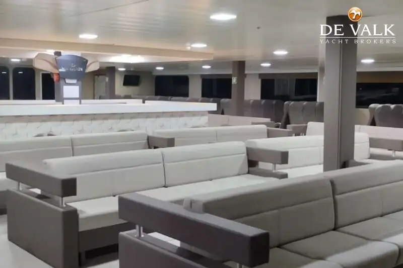 Nave traghetto in vendita