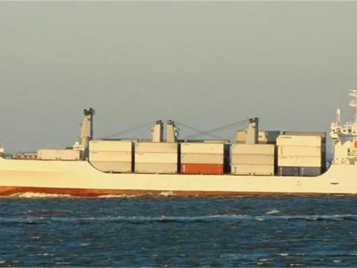 Nave refrigerata in vendita