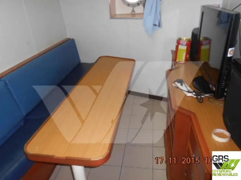 Nave di supporto in vendita