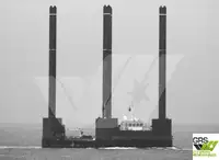 Jack-up drilling rig in vendita