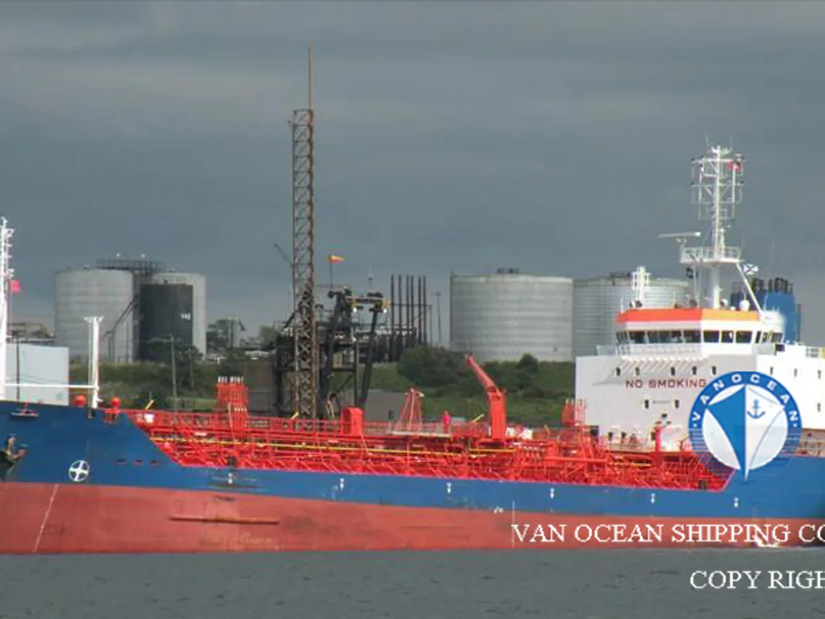 Petroliera/Chimichiera in vendita