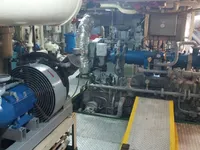 Nave di supporto in vendita